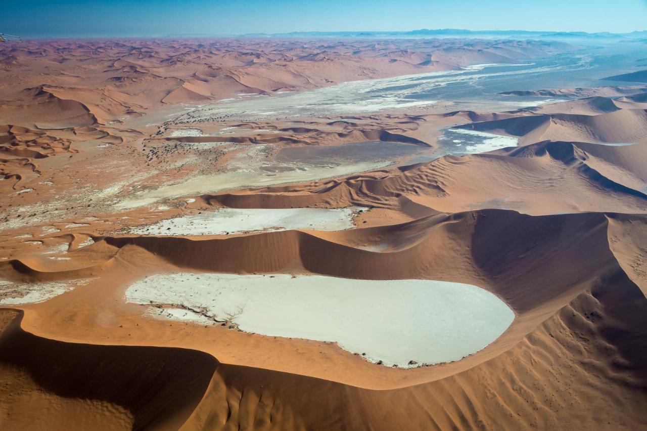 سيسريم Wilderness Safaris Kulala Desert Lodge المظهر الخارجي الصورة